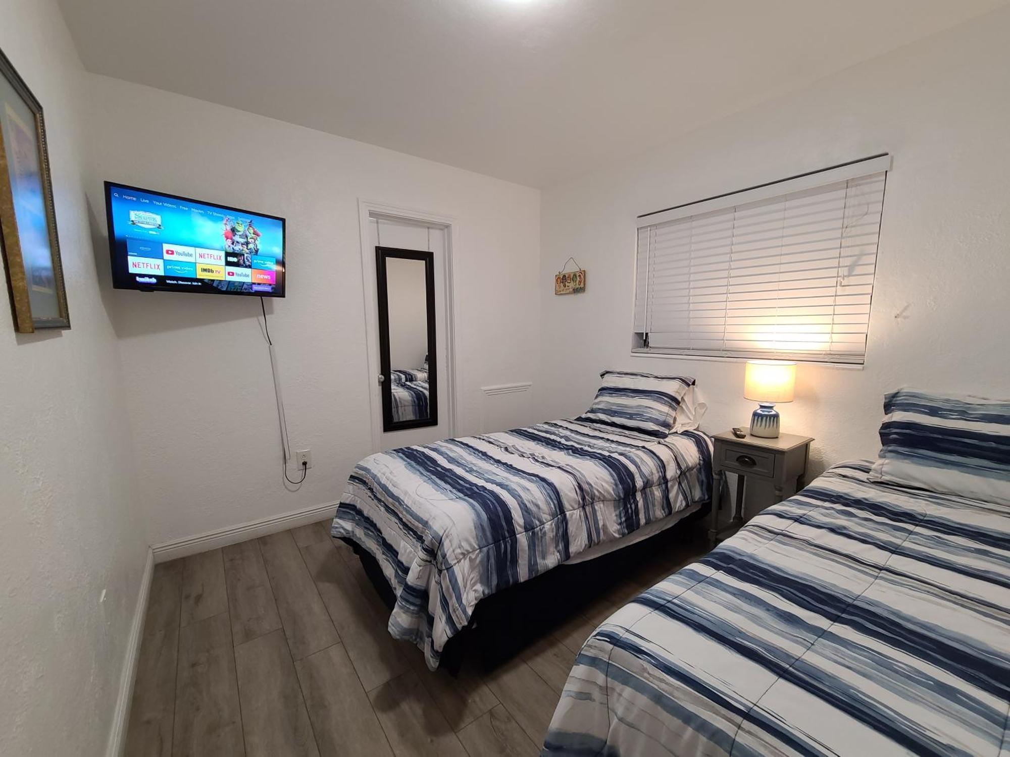 Sun Island Motel St. Pete Beach Bilik gambar