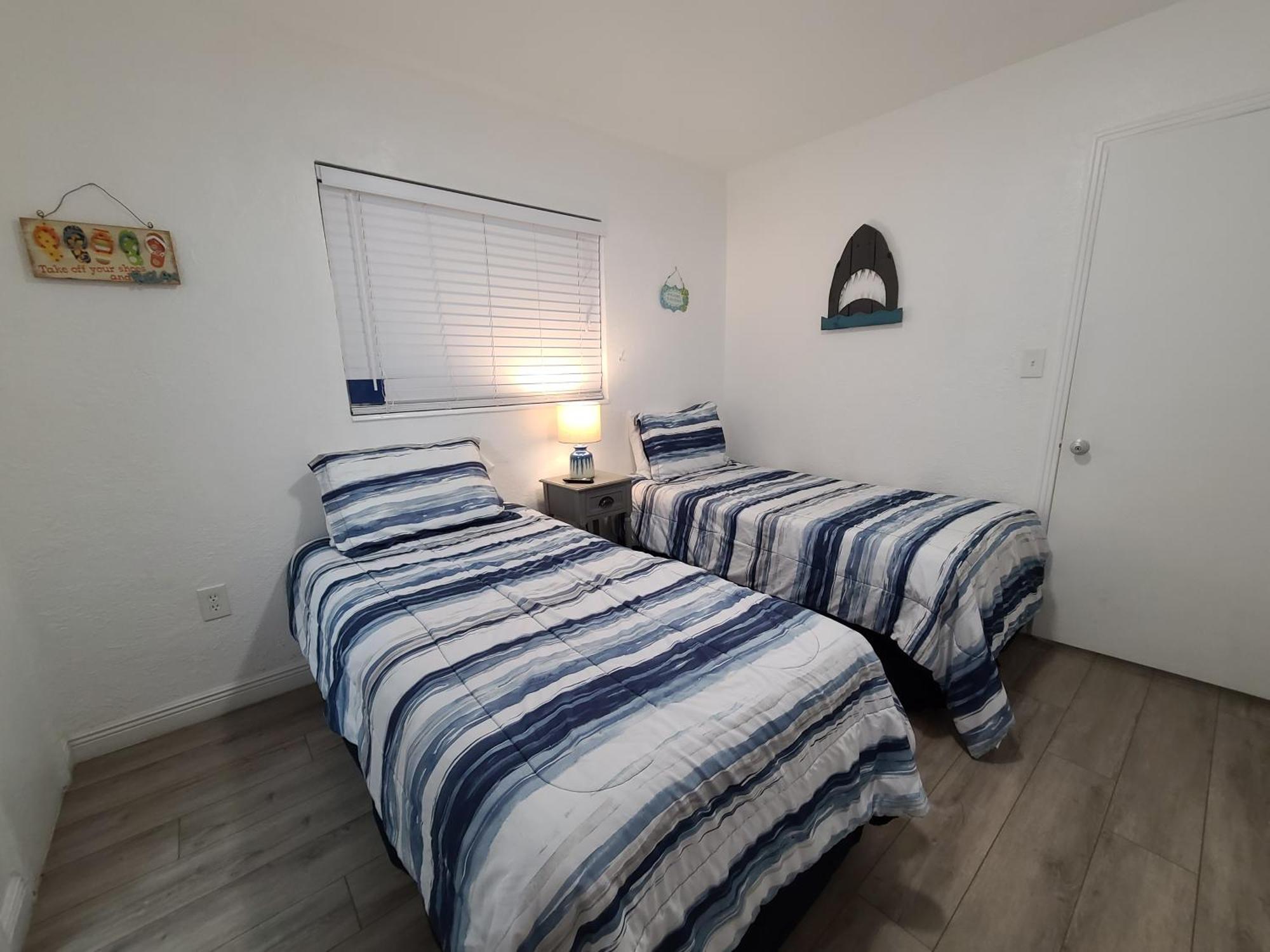 Sun Island Motel St. Pete Beach Bilik gambar