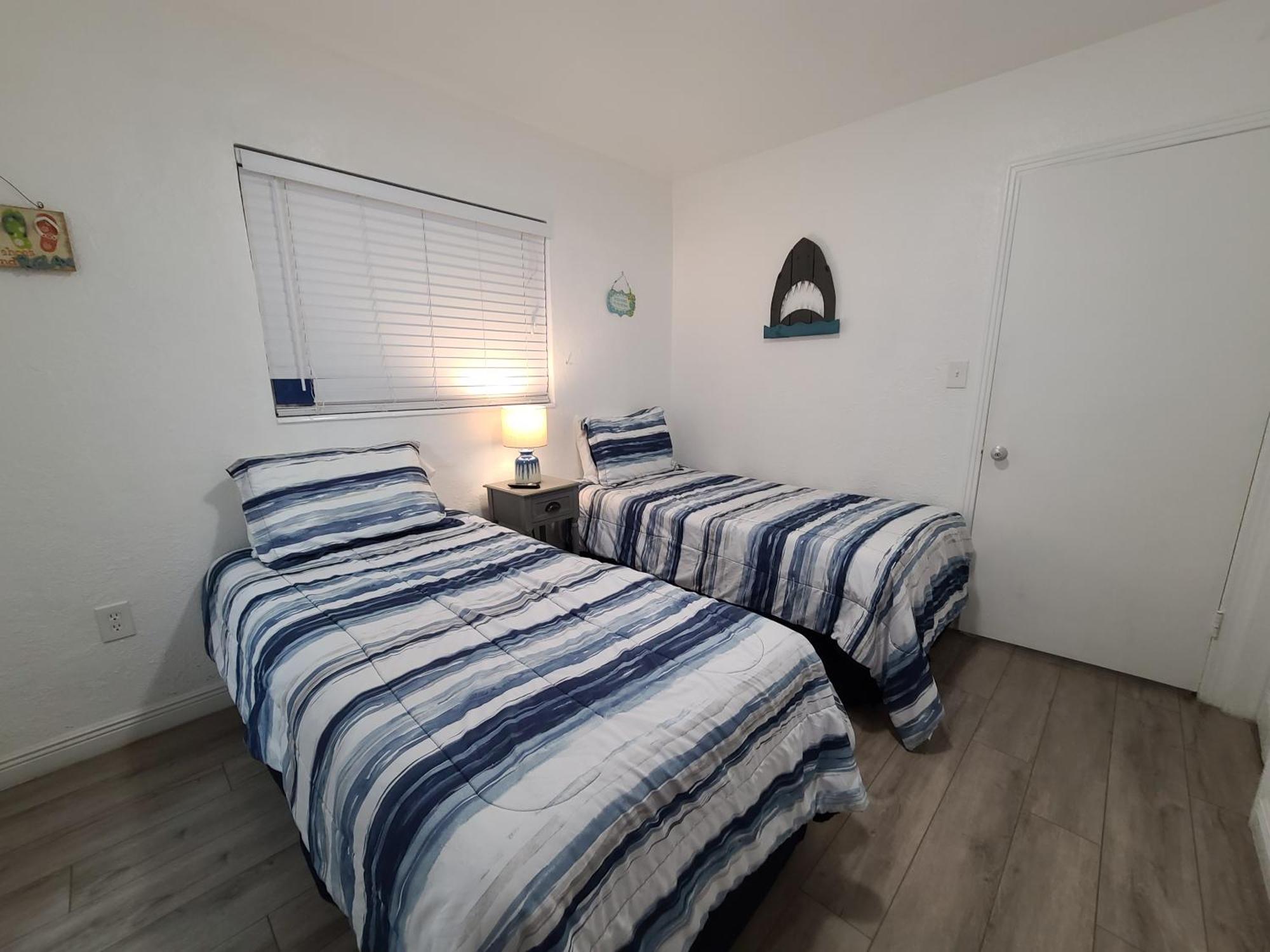 Sun Island Motel St. Pete Beach Bilik gambar