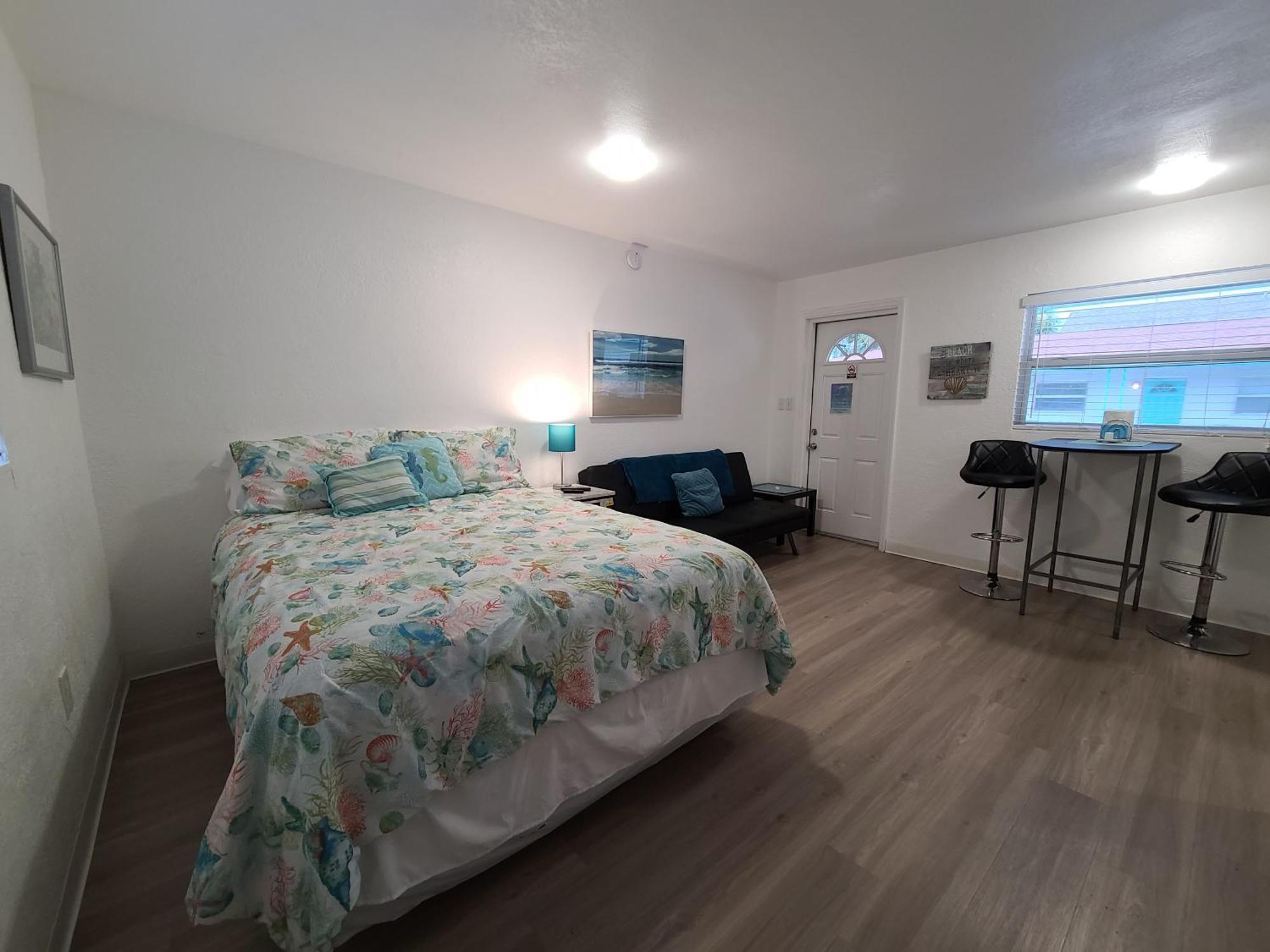 Sun Island Motel St. Pete Beach Bilik gambar